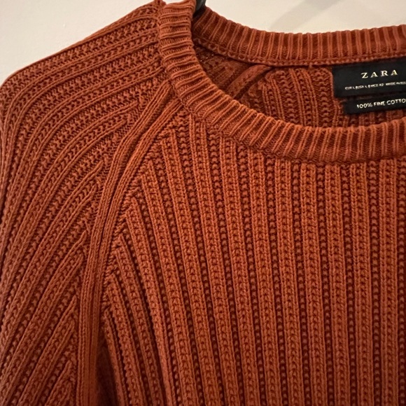Zara Sweater - Picture 3 of 3